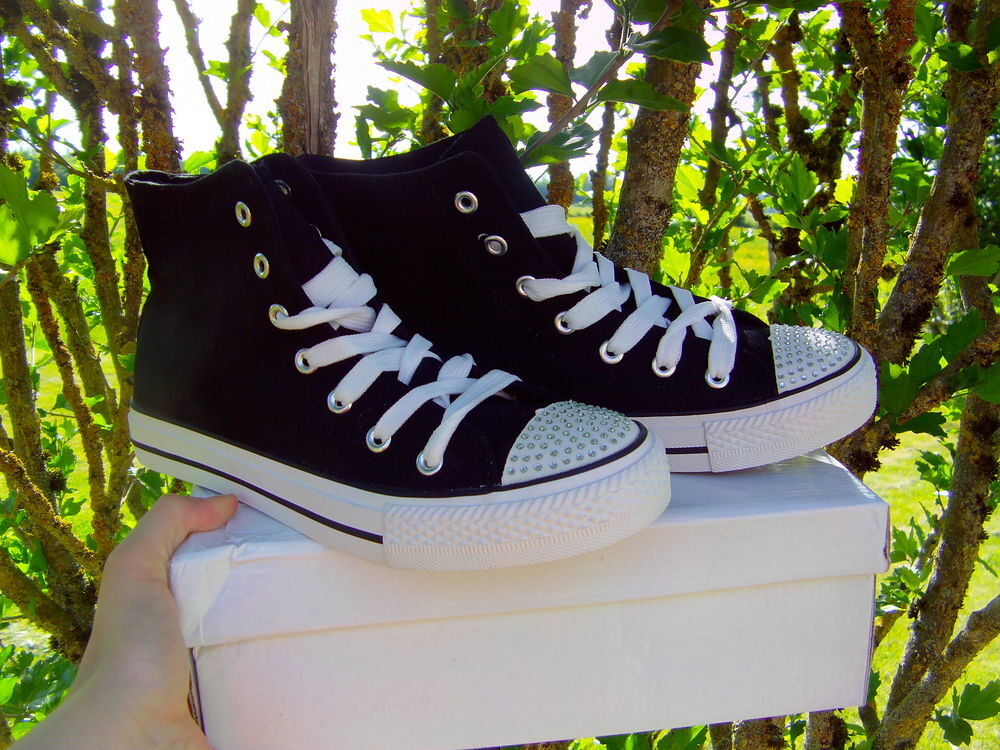 Tennis montantes noire pointure 37 Chaussures