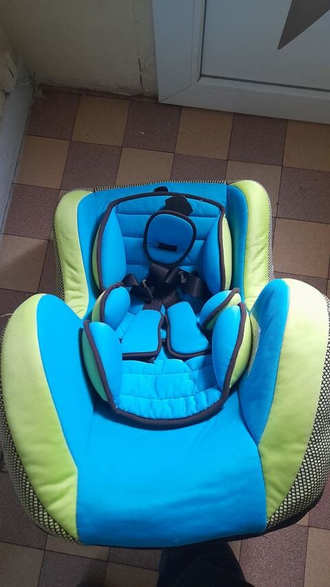 Siege auto pour enfant 20 Villeneuve-la-Garenne (92)