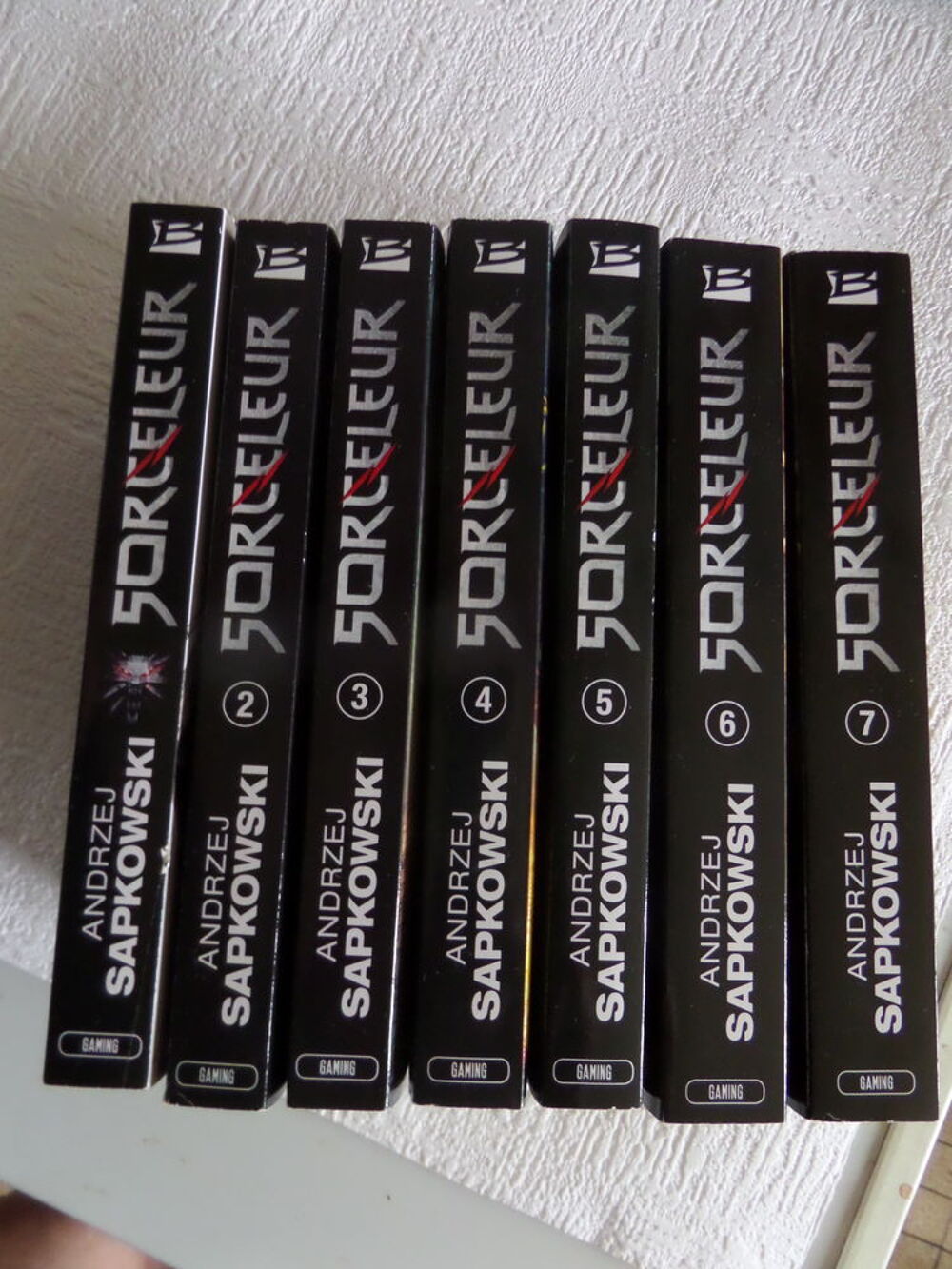 s&eacute;rie compl&egrave;te de THE WITCHER SORCELEUR
Livres et BD