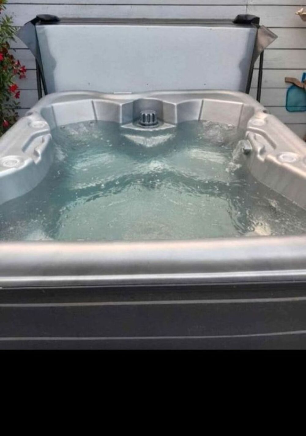 SPA 5 places Cove Retreat Sports