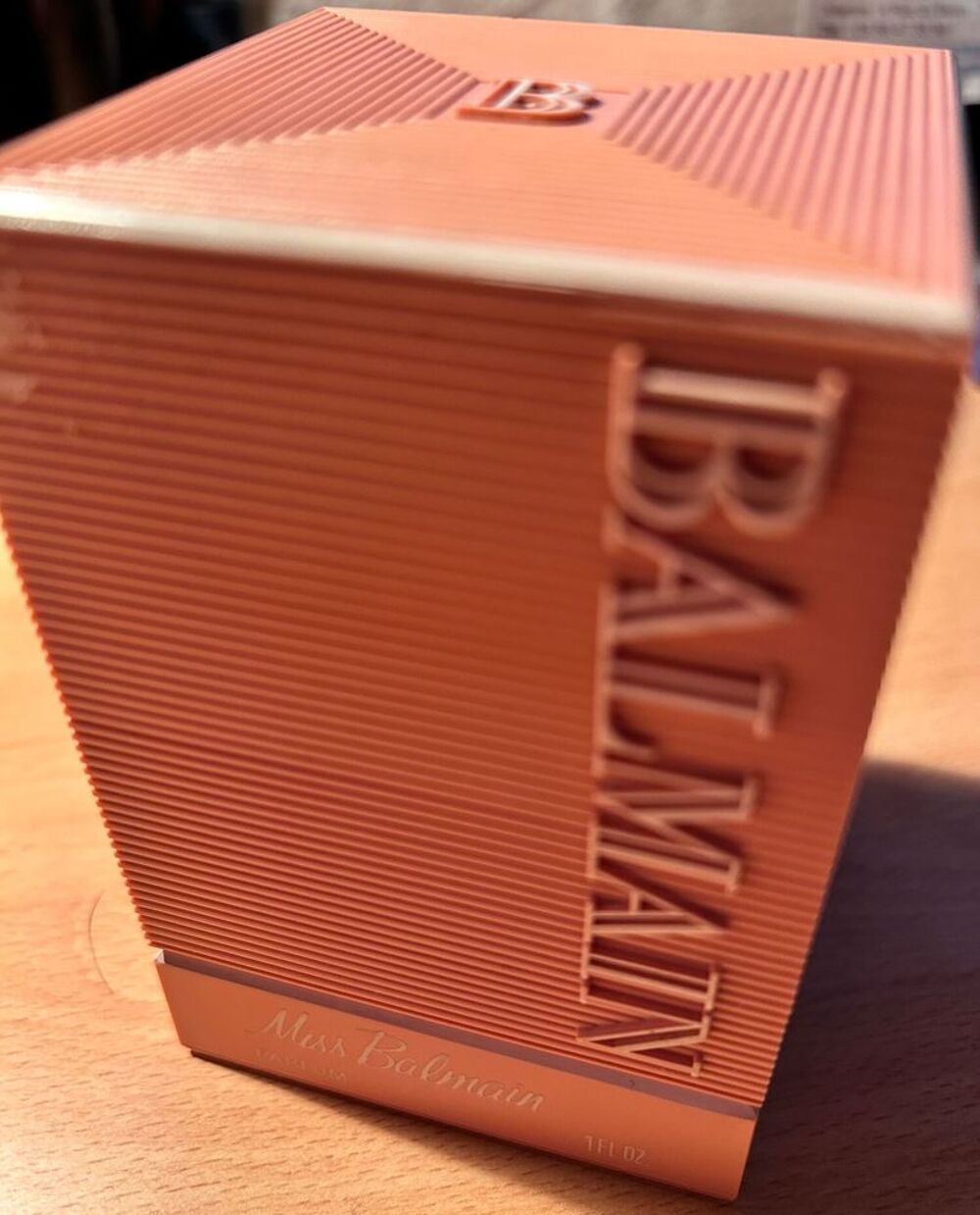 Parfum Miss Balmain Bijoux et montres