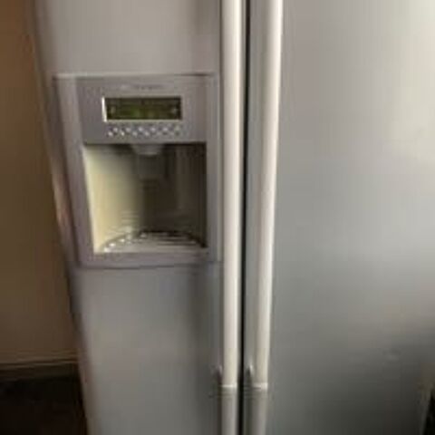 frigo am�ricain LG , gris silver, 90cm sur 1m 70 profondeur 67cm 200 Lorient (56)