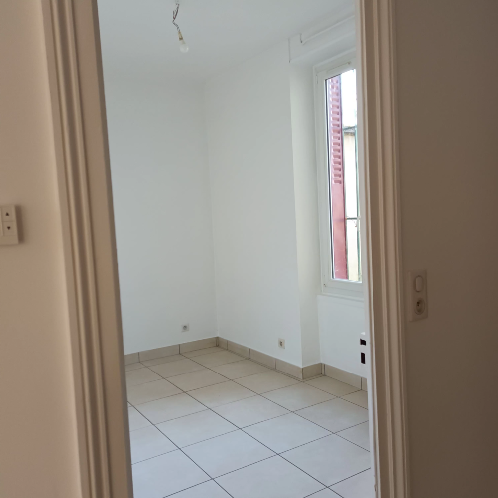 Location Maison APPARTEMENT 129 m, duplex dans une maison individuelle Saint-agnin-sur-bion