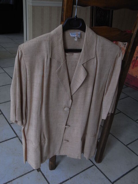 costume tailleur femme T46 orange 0 Le Teilleul (50)