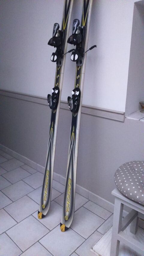Skis + Batons de ski 40 Rieulay (59)