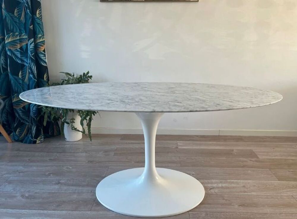 table marbre ovale Meubles