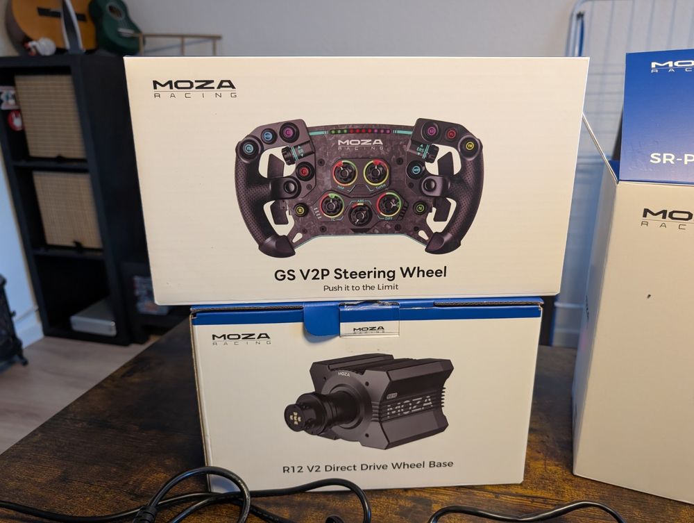 Base de volant MOZA R12 V2 12 NM + GS V2P Racing Wheel + p&eacute;d Consoles et jeux vidéos