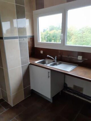 Appartement à louer 2 pièces 45 m² Gradignan