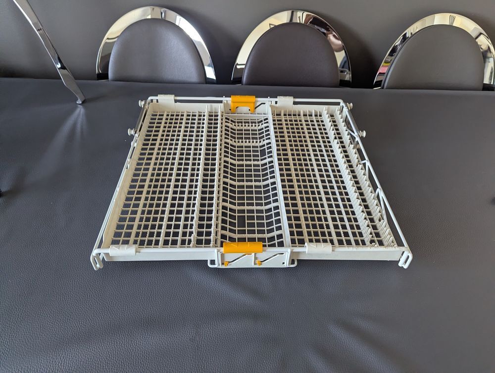Tiroir &agrave; couverts lave vaisselle Miele G5500 SC Electroménager