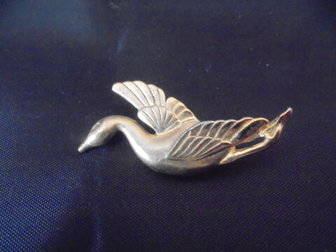 broche, métal doré , canard  2 Romorantin-Lanthenay (41)