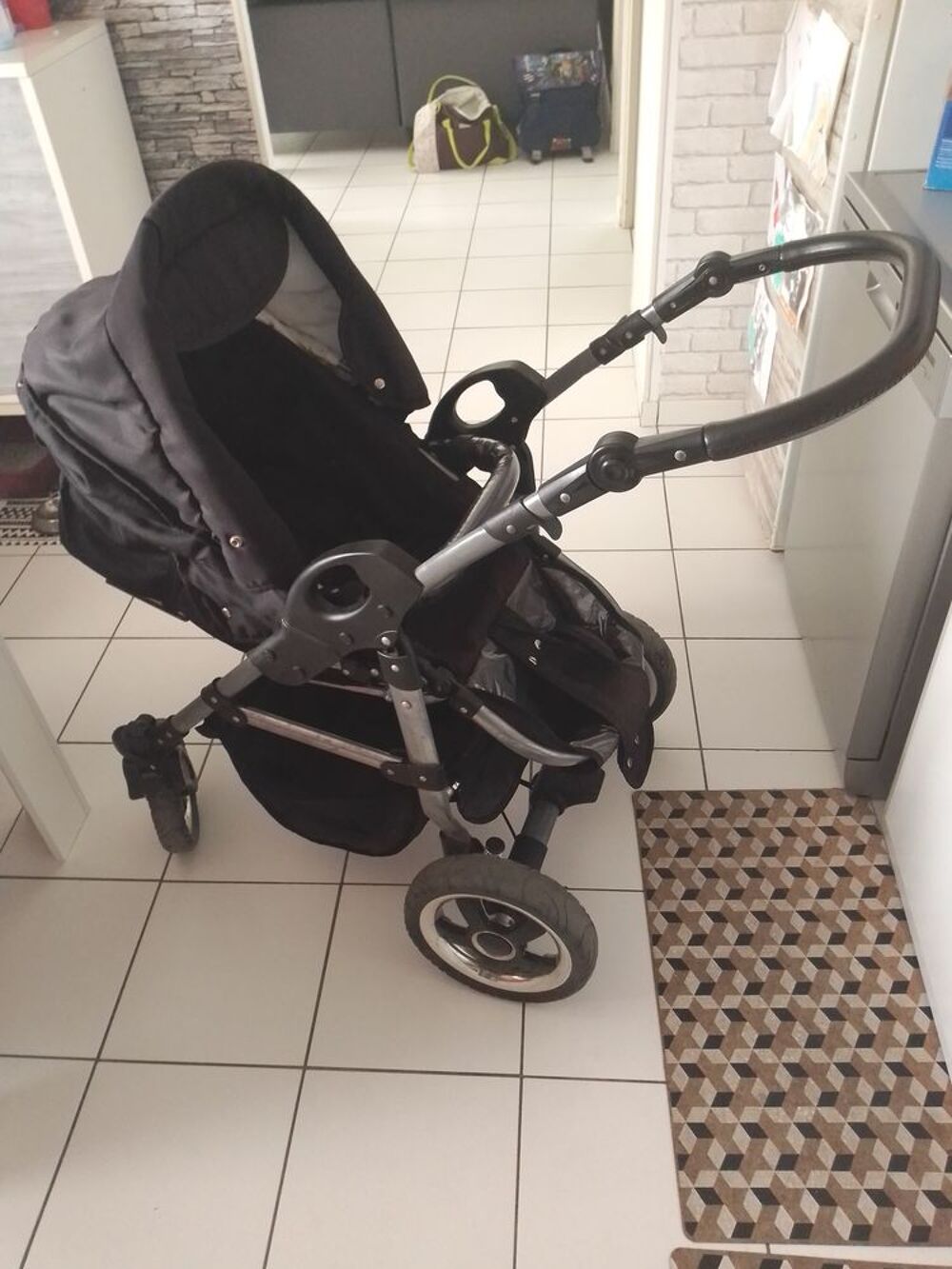 Pousette trio noi Puériculture
