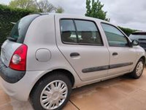 Clio II Clio 1.5 dCi 65 Confort Pack Clim Dynamique 2004 occasion 17150 Mirambeau