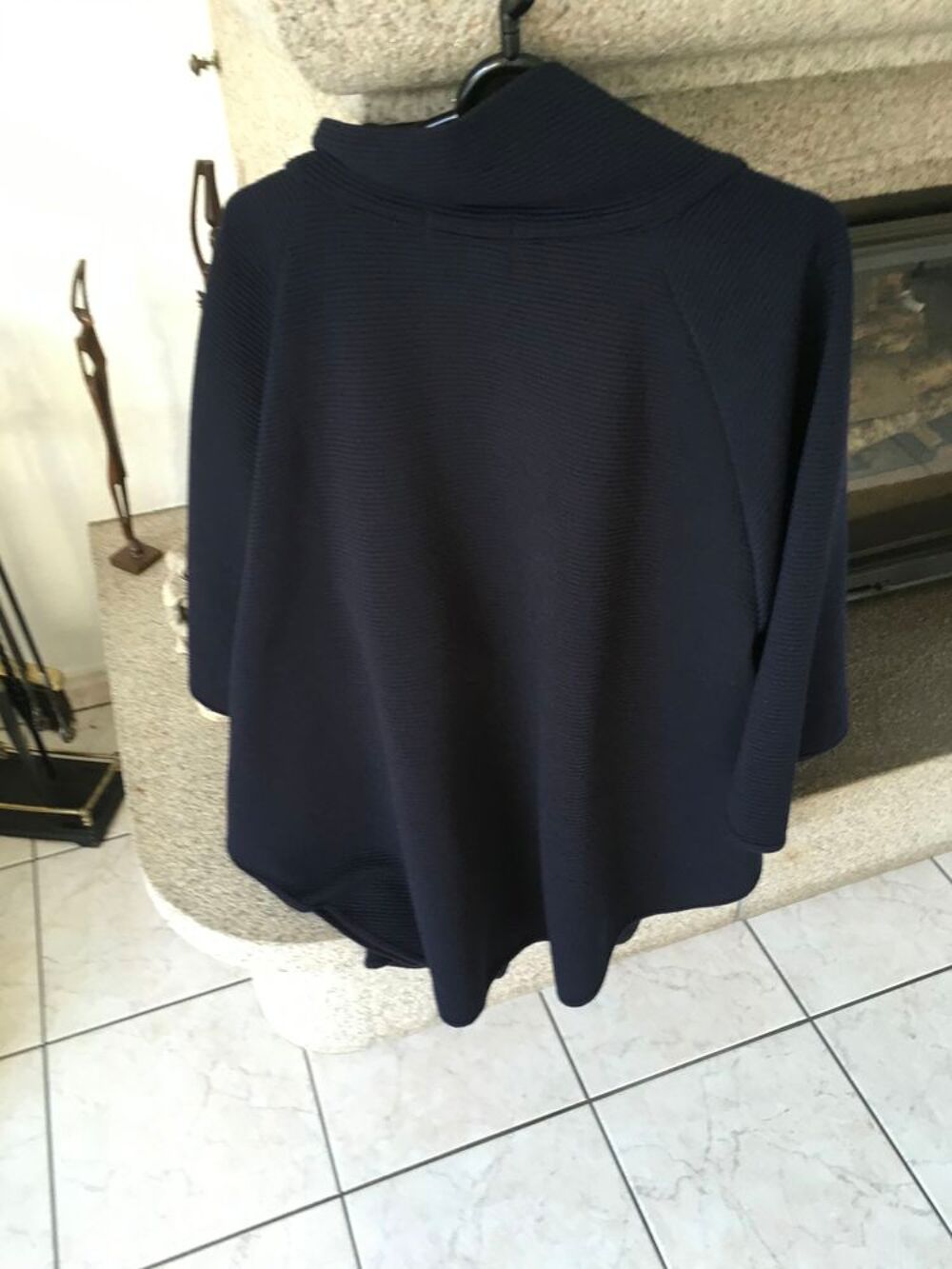 Toute sorte de v&ecirc;tements en lots tr&egrave;s bonnes qualit&eacute;s Vêtements
