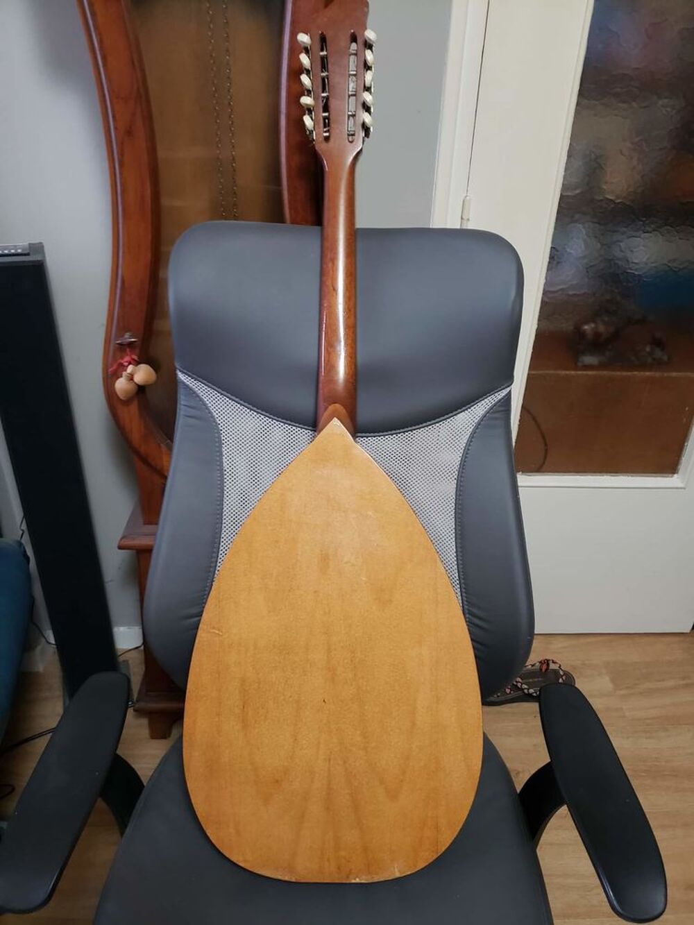 Mondole quard de temp Instruments de musique