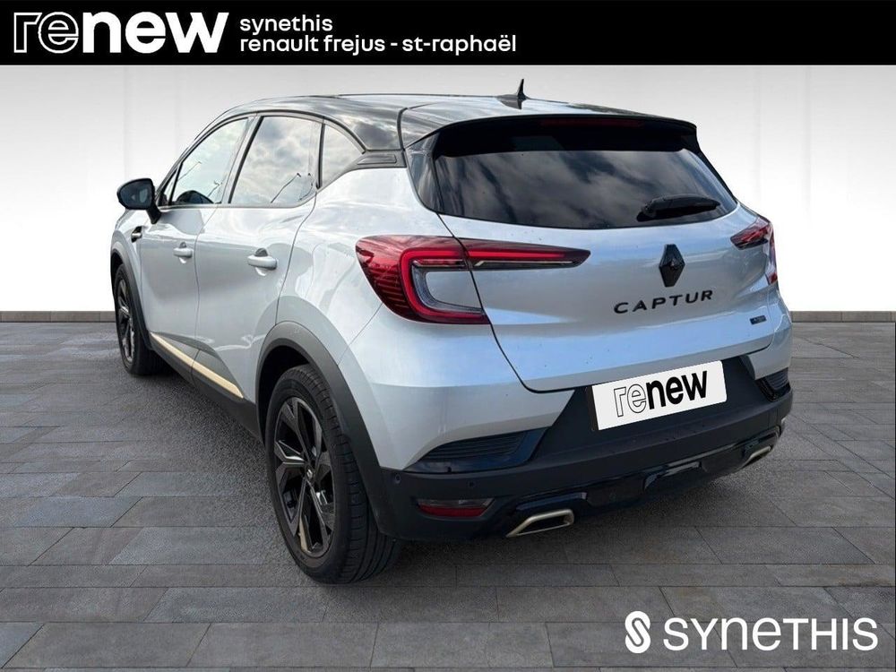 Captur E-Tech full hybrid 145 Engineered 2023 occasion 83600 Fr&eacute;jus