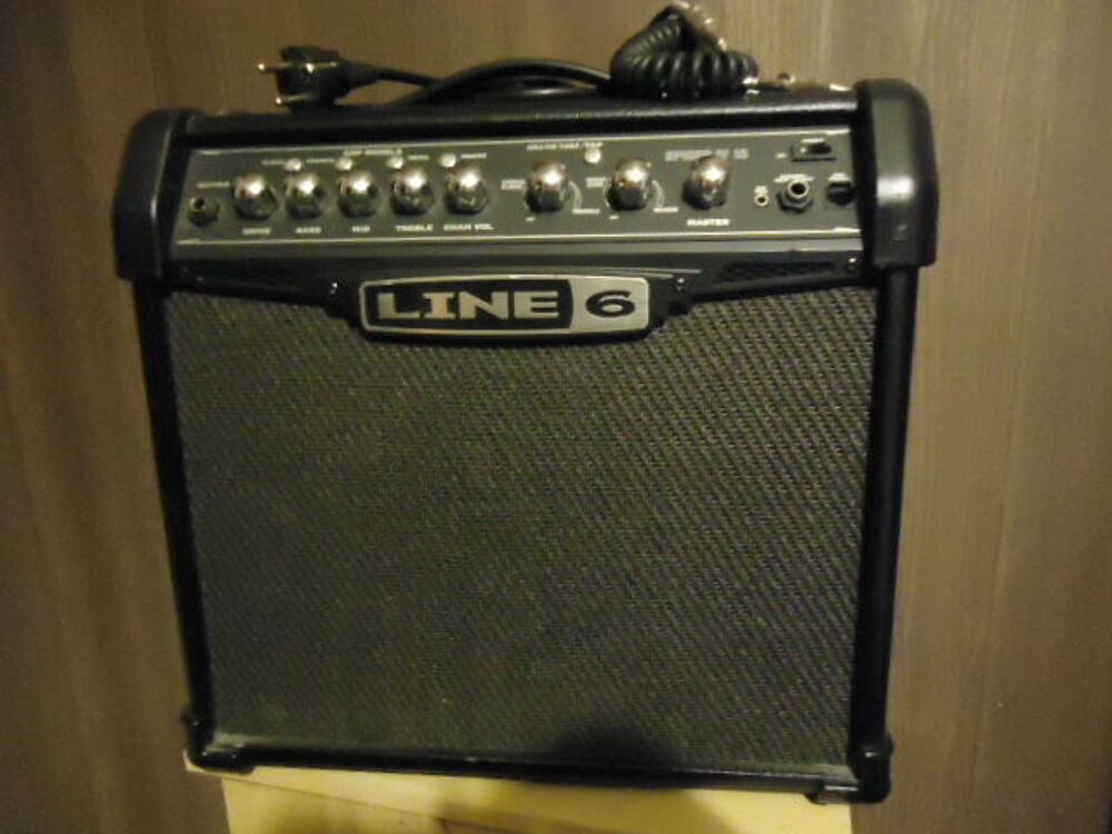 ampli guitare &eacute;lectrique LINE 6 SPIDER IV 15 w Instruments de musique