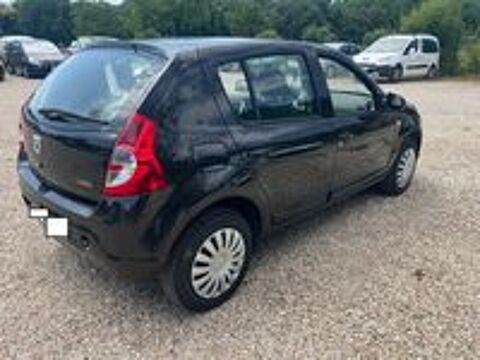 Sandero 1.5 dCi 70 eco2 Blackline 2010 occasion 89500 Armeau