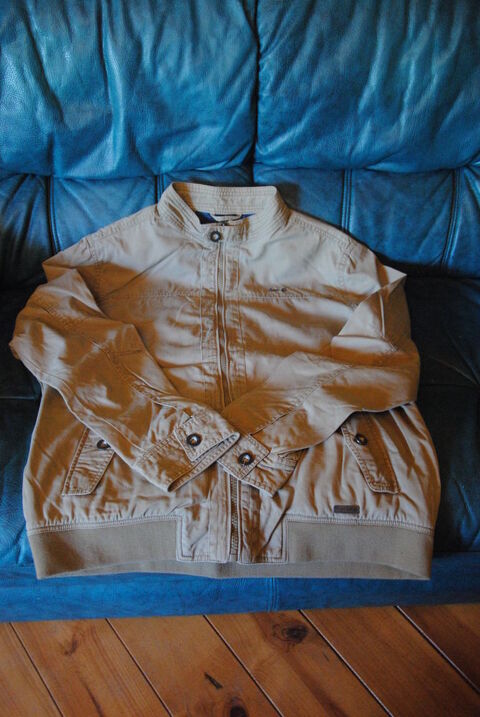 Veste Vintage Auth. C° 6 Cléguérec (56)