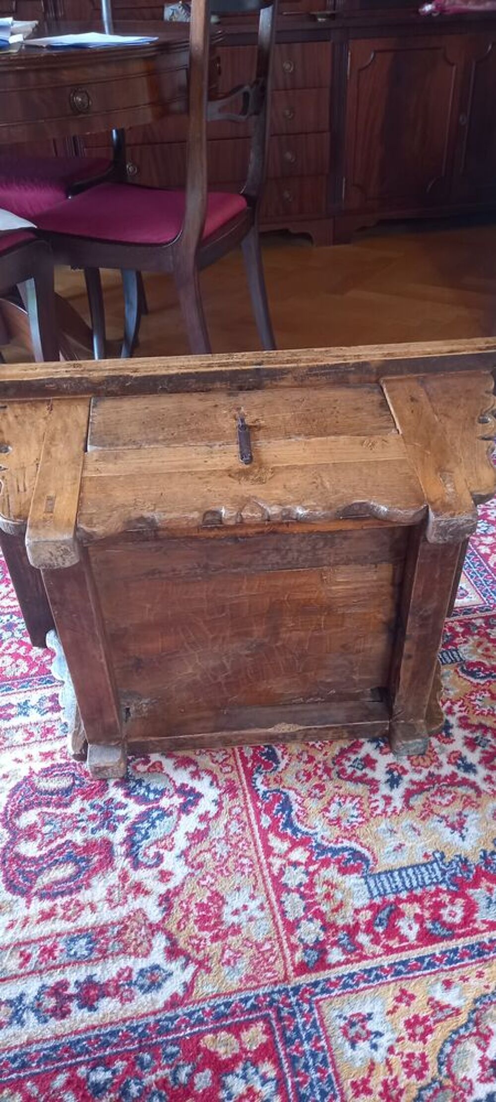 Table basse chinoise ancienne Kang en orme XIXe si&egrave;cle 