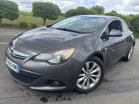 Opel astra GTC 1.7 CDTI 130 ch FAP Start/Stop Black