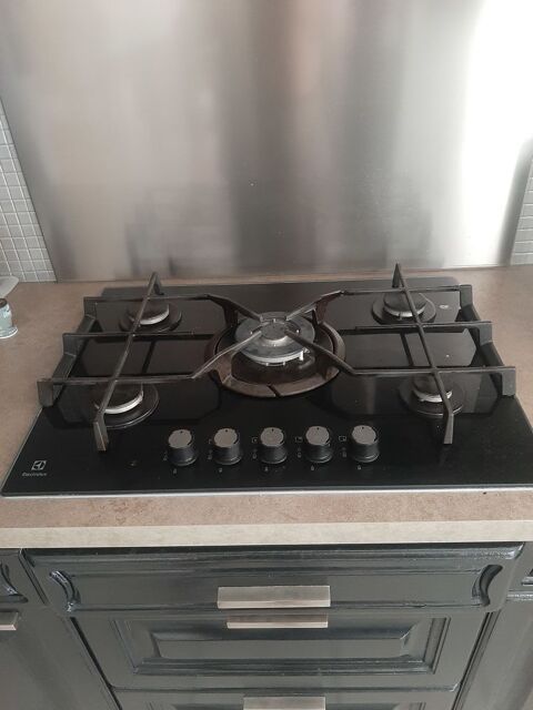 Plaque de cuisson GAZ, 5 feux 80 Chambray-ls-Tours (37)