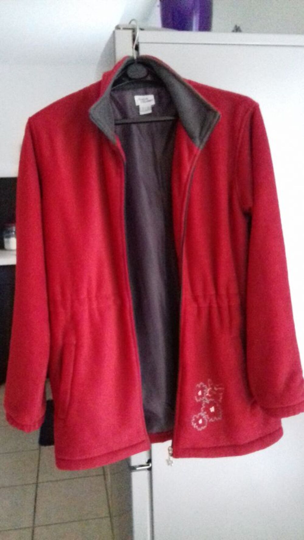 Polaire rouge Vêtements