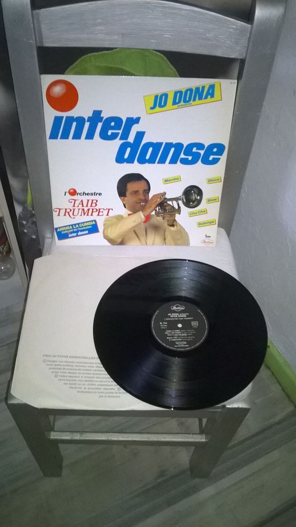 Vinyle L'Orchestre Taib Trumpet 
Jo Dona Pr&eacute;sente Inter Dan CD et vinyles