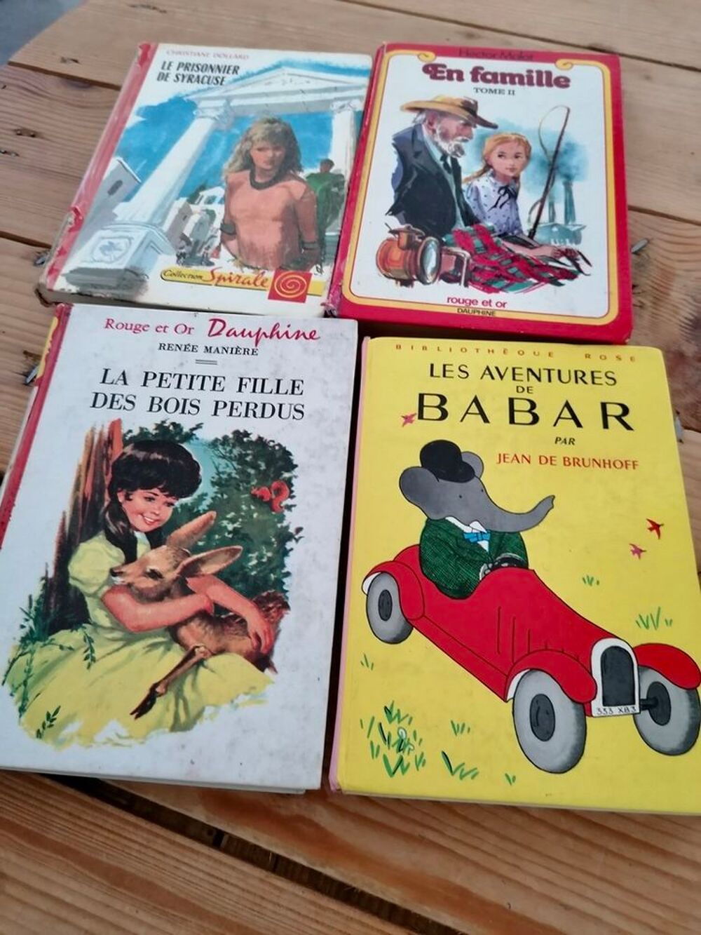 9 livres Bibliot. verte rose Spirale Rouge et or + 4 offerts Livres et BD
