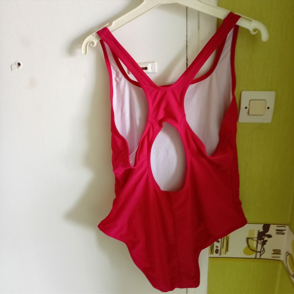 Maillot de bain femme une pi&egrave;ce Vêtements