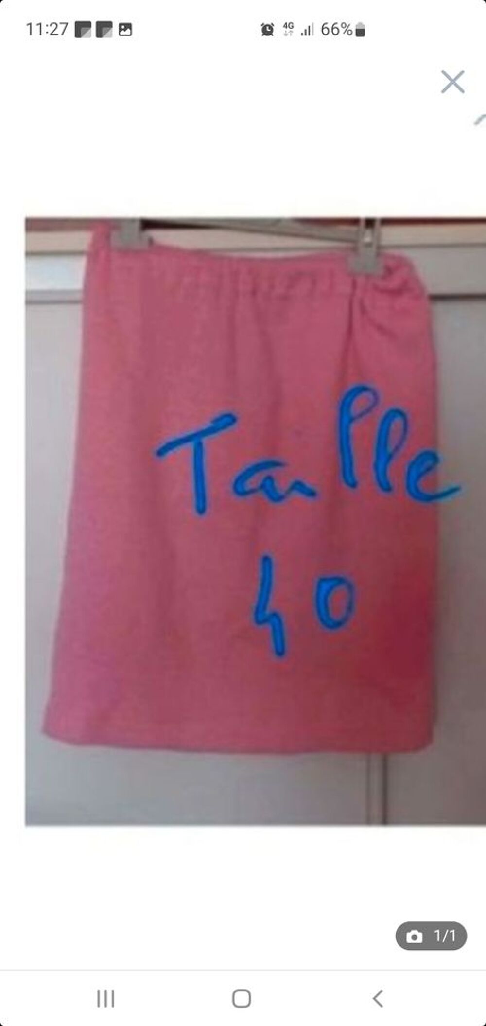 jupe acrylique rose taille 40 tr&egrave;s bon &eacute;tat Vêtements