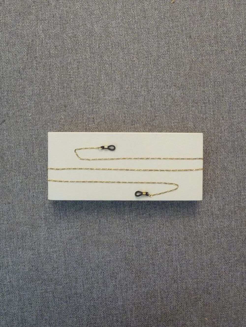 Chaine &agrave; Lunettes Fine en M&eacute;tal Dor&eacute;- Neuf Bijoux et montres