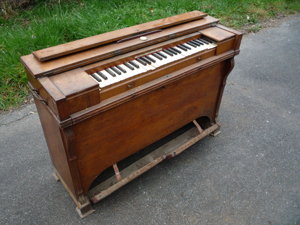 Harmonium ancien (G)
Instruments de musique