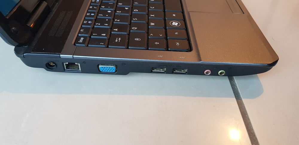 ACER Aspire 5732Z, Win7/64, tr&egrave;s bon &eacute;tat, 100% fonctionnel Matériel informatique