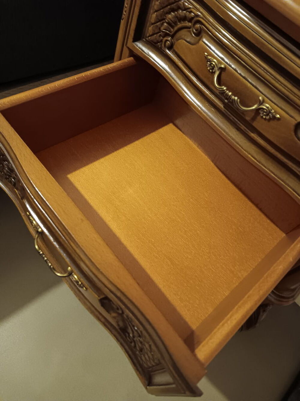 Paire de tables de Chevets style Louis XV Meubles