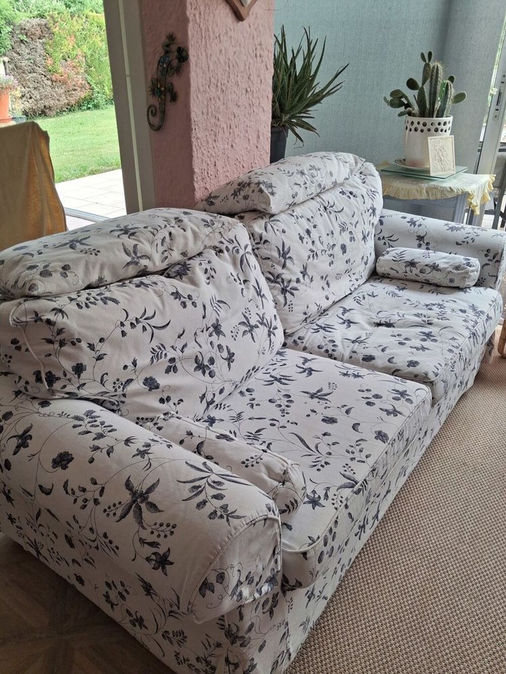 Salon en tissu avec canap&eacute; convertible Meubles