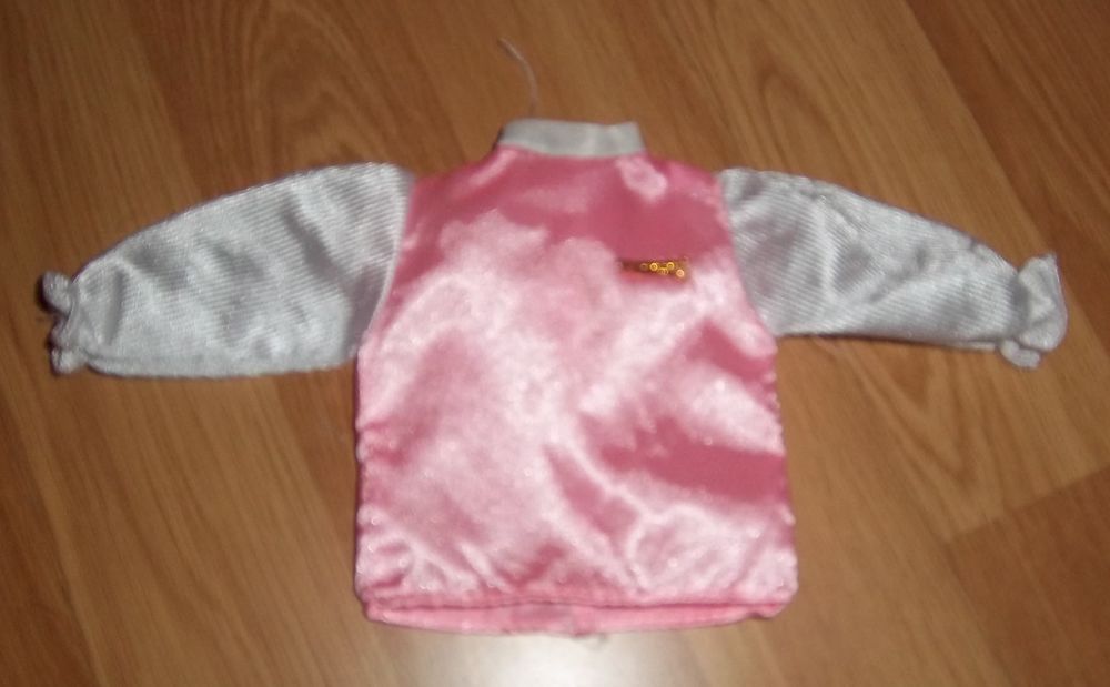 Haut rose et blanc poup&eacute;e Jeux / jouets
