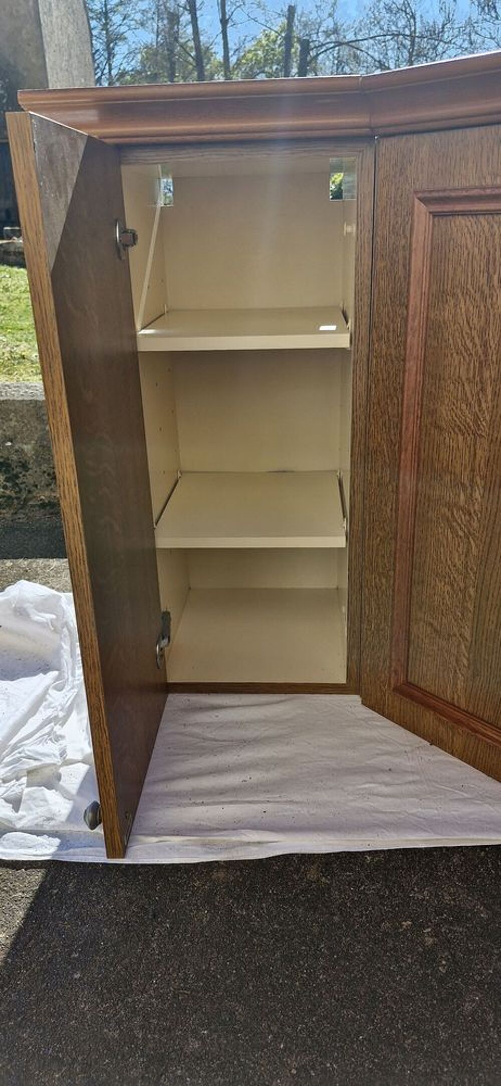 7 meubles hauts de cuisine en bois avec portes, rayons...
Meubles