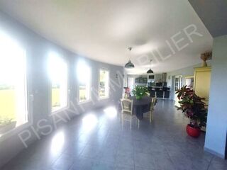  Maison  vendre 8 pices 185 m