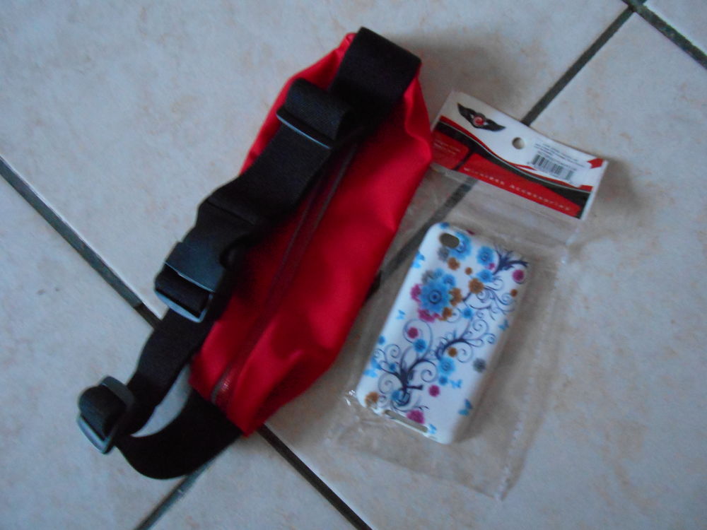 SACOCHE TEL POUR VELO Sports