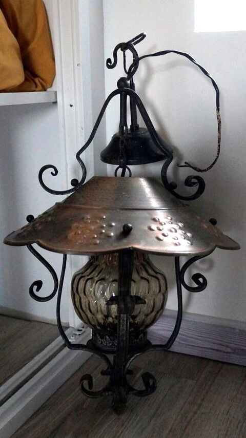 Luminaire ancien 50 Saint-Sornin-la-Marche (87)