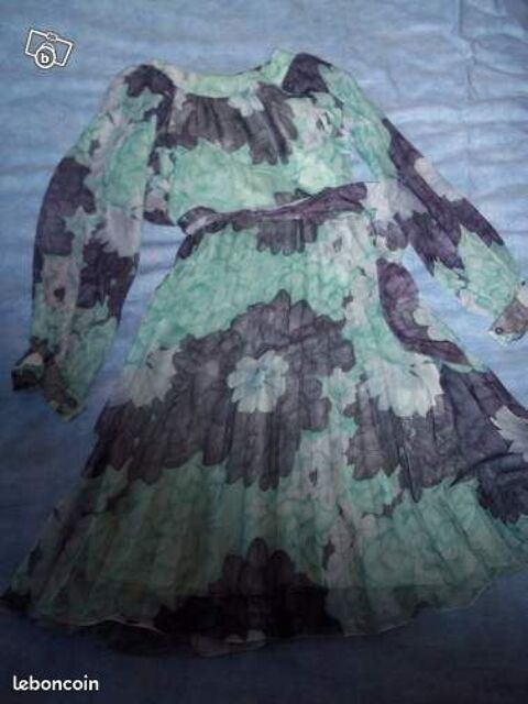 ROBE FLEURIE 10 Toulouse (31)