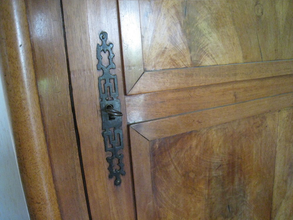 Grande armoire 1 porte ancienne Meubles