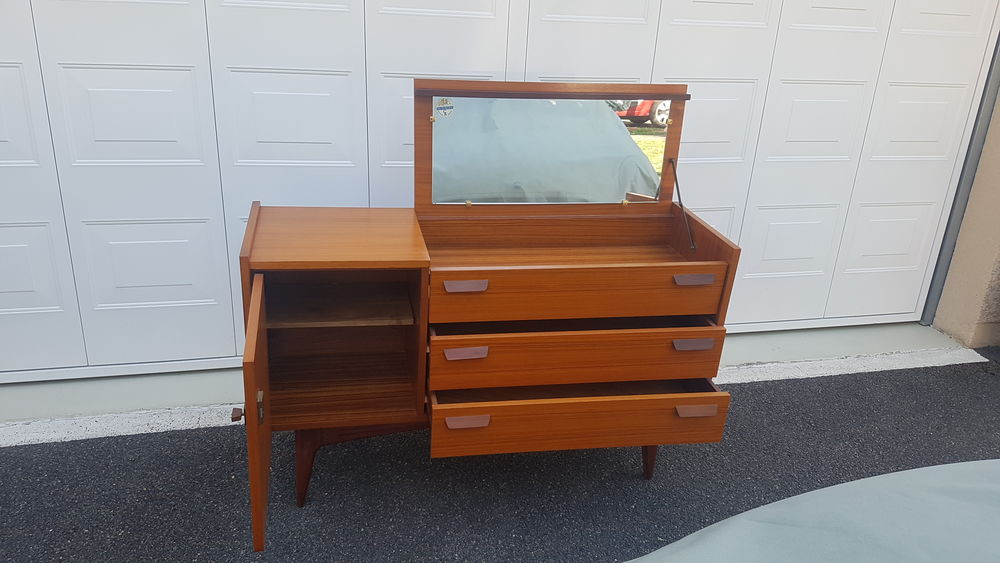 Enfilade coiffeuse scandinave en teck Pierre Gautier Delaye Meubles