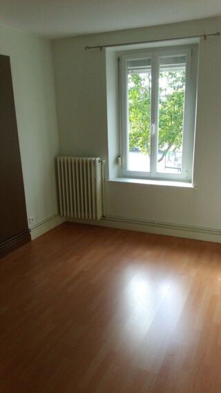  Appartement à louer 3 pièces 50 m²