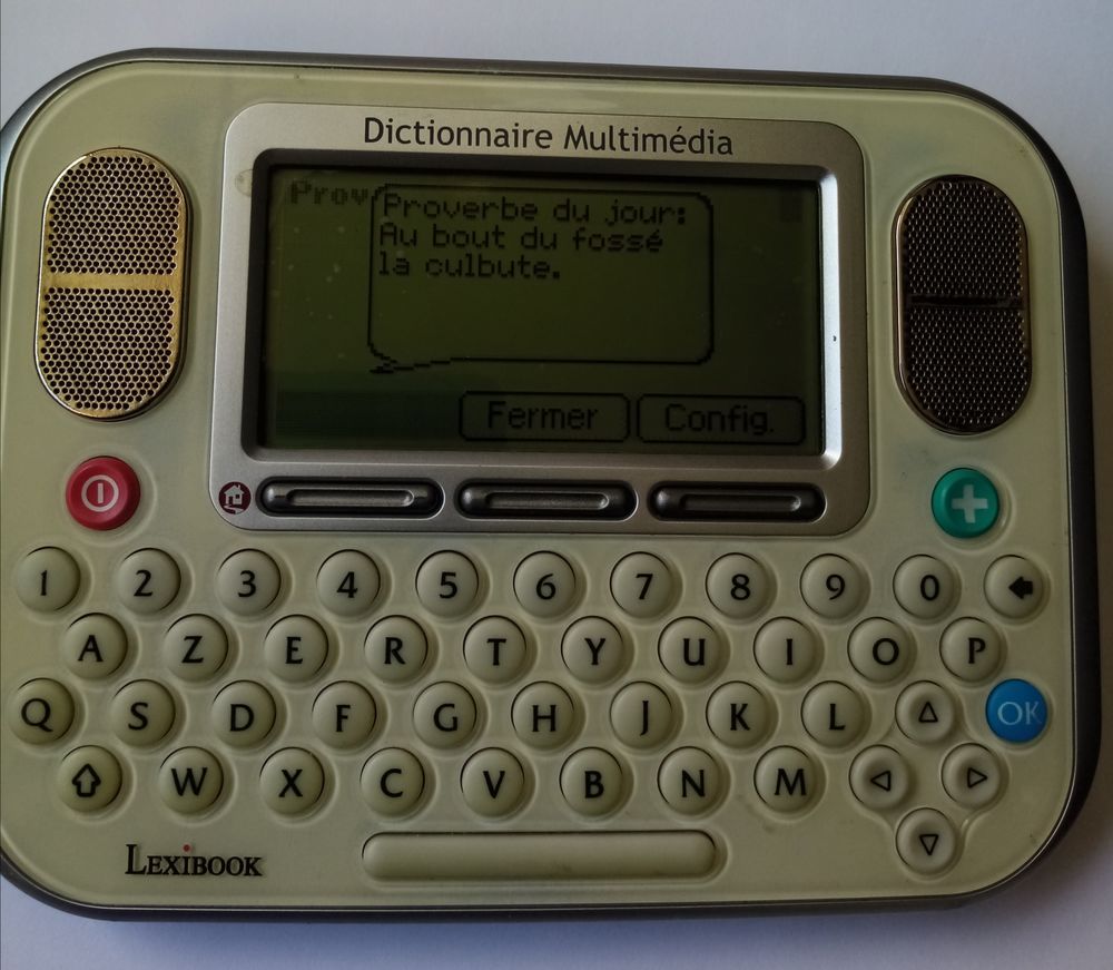 Dictionnaire &eacute;lectronique fran&ccedil;ais parlant et ergonomique av Matériel informatique