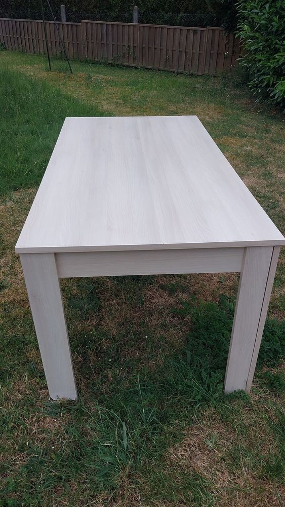 Table &agrave; manger Meubles