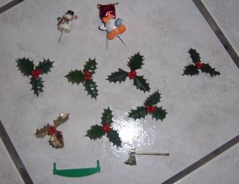 Sujets dcoration gteau Nol 2 Colombier-Fontaine (25)