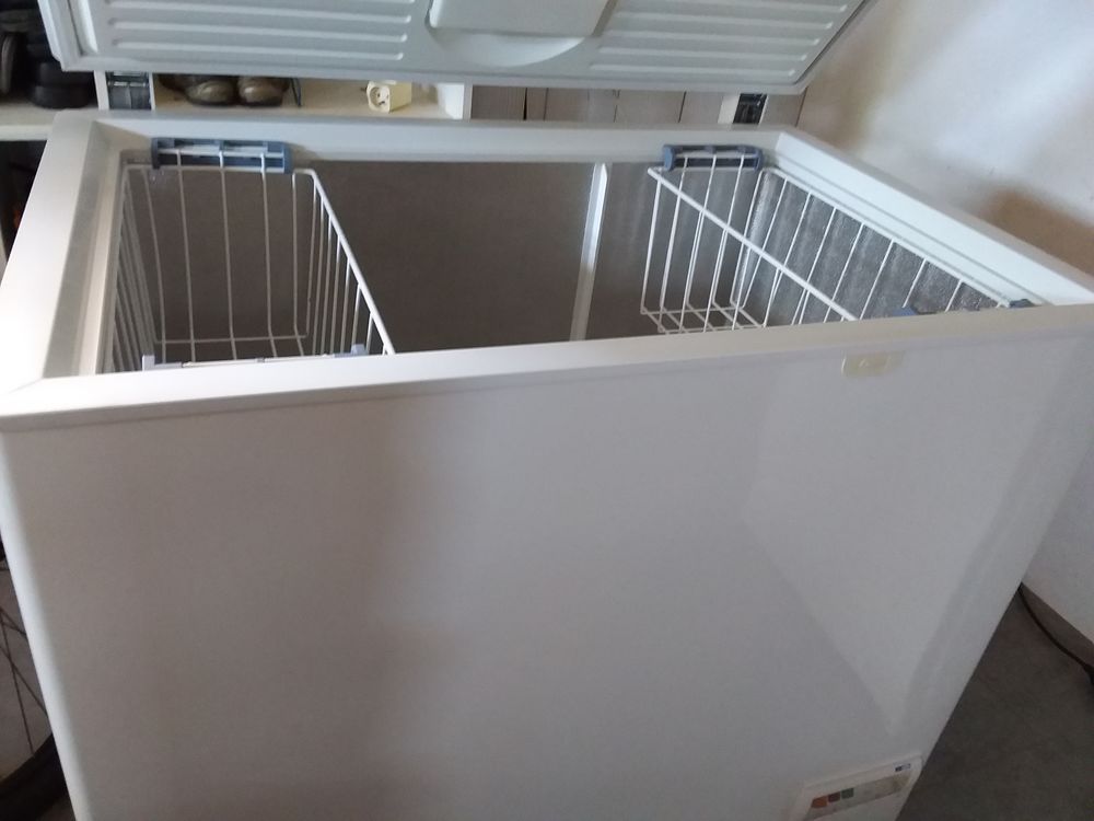 Congelateur bahut Liebherr 300l Electroménager