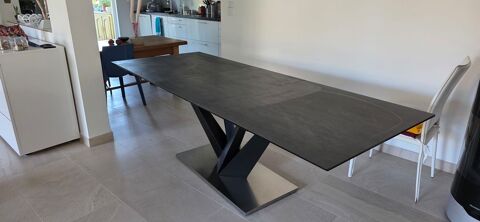 Table contemporaine 10 convives Lambesc (13)