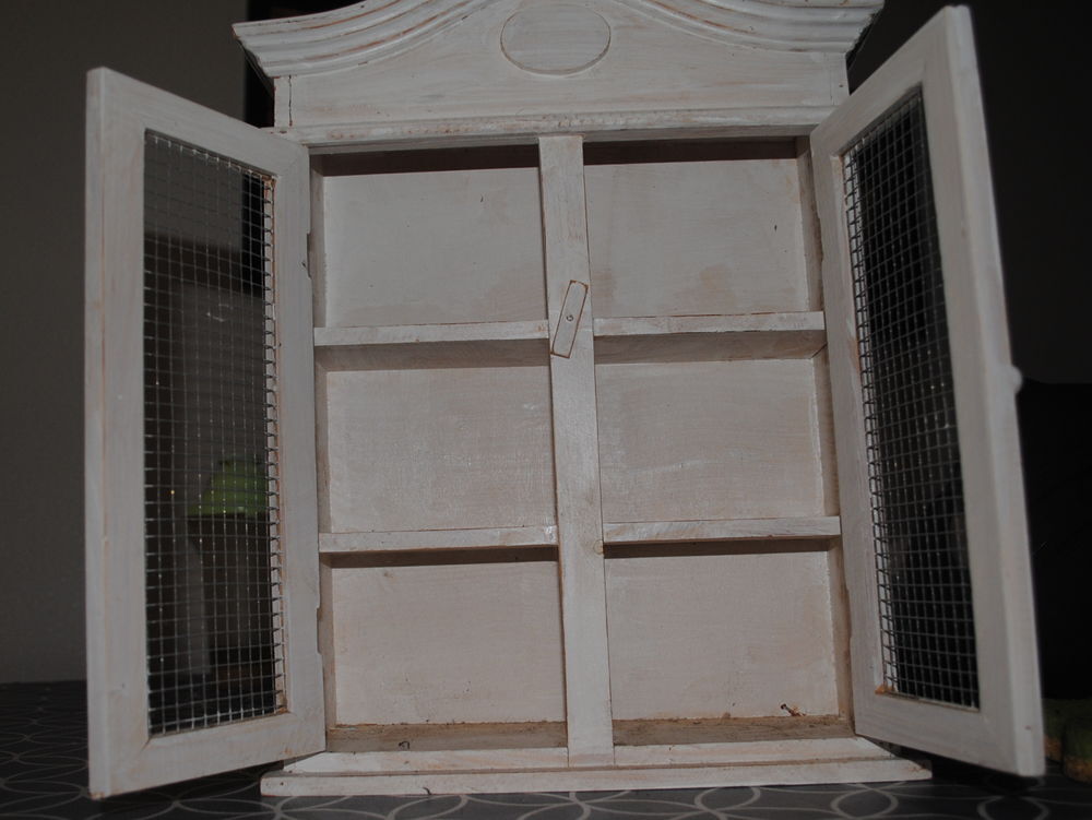 Petite armoire Jeux / jouets